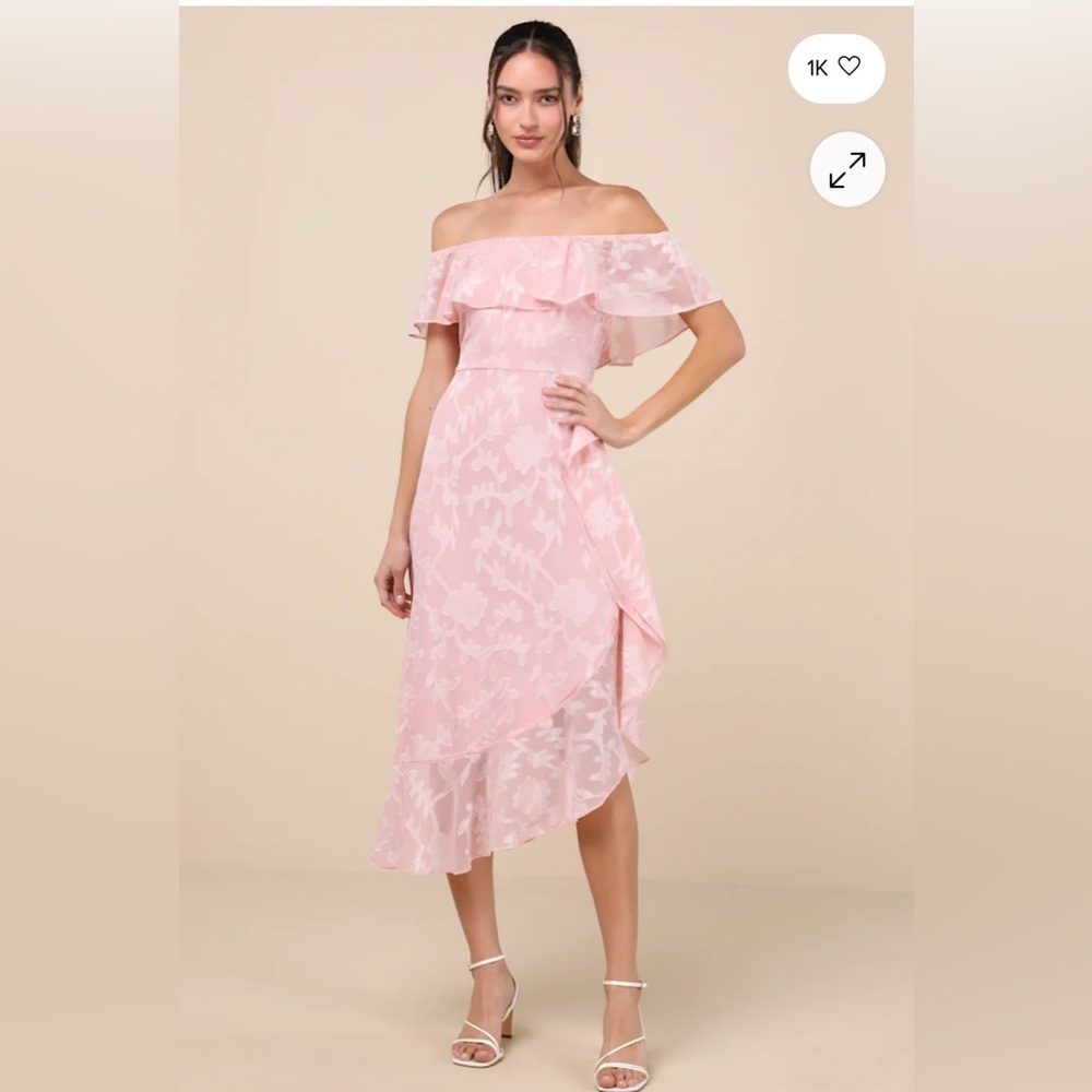 NWT Lulus Ruffle Light Pink Dress L